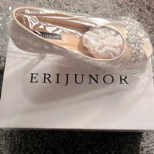 Women’s size 9 Champagne heels